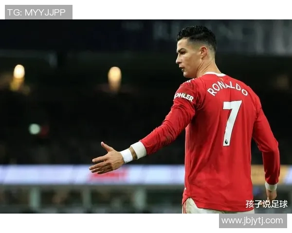 足球明星比斯利的传奇人生与球场背后的故事揭秘